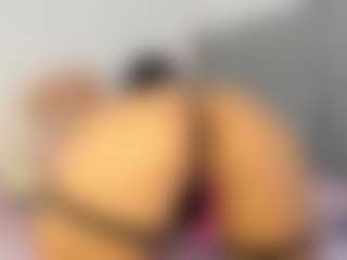 Live cam show with Sofia Blake - Public BBW on Camsoda