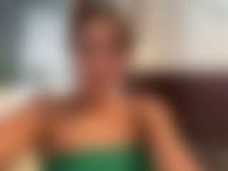 Live cam show with zofiaaa2005 - Tongue on Chatstar