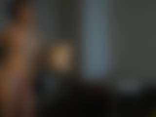 Live cam show with Eli - Interactivetoy on Camsoda