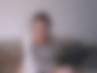 Live cam show with Eli - Curly Hair on Livezox