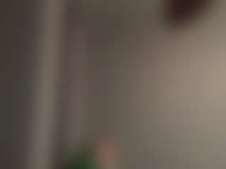 Live cam show with Melia Rose - Ebony on hrnylive.com | canada