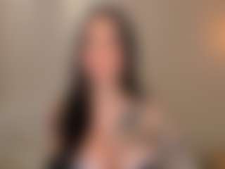Live cam show with MilaLawrenceX - Average on SpunkLive