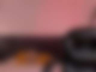 Live cam show with MilaLawrenceX - Average on hornycams.live