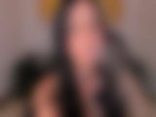 Live cam show with MilaLawrenceX - Average on Camsoda