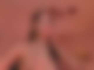 Live cam show with Sophie Houston - Flashing on Camsoda