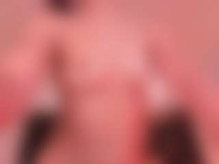 Live cam show with Sophie Houston - Flashing on TeamSkeetLive