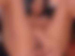 Live cam show with Sophie Houston - Flashing on Camsoda