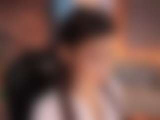 Live cam show with Sophie Houston - Deepthroat on liverealitysex.com