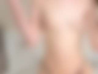 EdithBinner's Live Sex Cam Show