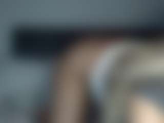 Live cam show with lacey - Petite on Stripli.com