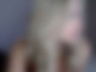 Live cam show with lacey - Blonde Hair Shaved Pussy on Gym Cam Girls