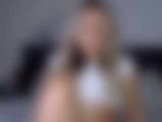 Live cam show with lacey - Shaved Pussy on Sweet Sext