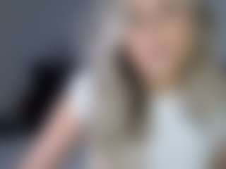 Live cam show with lacey - Blonde Hair Petite on MyBangCams