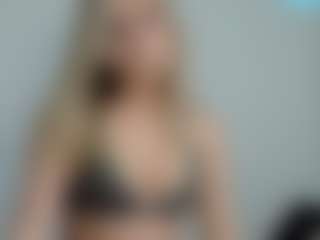 Live cam show with lacey - Blowjob Lovense on fapnchat