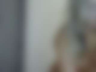 Live cam show with lacey - Tease on Livezox