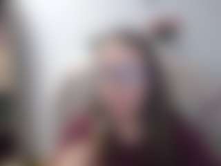 Live cam show with LizzySparkle - Cuckold on TeamSkeetLive