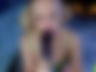 Live cam show with Melenn - Yoga on Free Soda