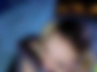 Live cam show with Melenn - Blowjob on Free Soda