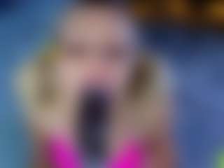 Live cam show with Melenn - Blonde Hair on Hubzter Live