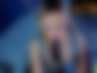 Live cam show with Melenn - Gagging on Camsoda