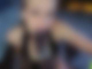 Live cam show with Melenn - Small Tits on CamClone