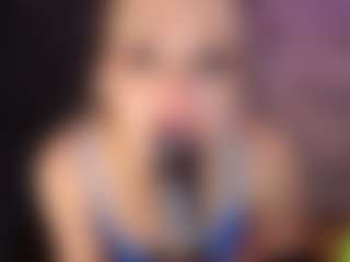 Live cam show with Melenn - Blonde Hair on CamClone