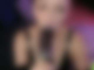Live cam show with Melenn - Skinny on Strip Flash - Live Sex Shows