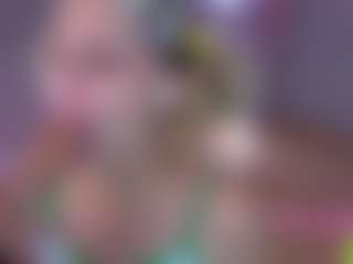 Live cam show with Melenn - Big Ass on CamwithHer