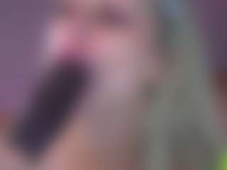 Live cam show with Melenn - Blonde Hair HD on Chatstar