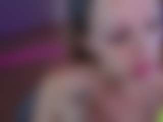 Live cam show with Melenn - Pornstar Skinny on liverealitysex.com
