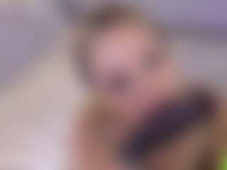 Live cam show with Melenn - Blue Eyes on livesuperchat.net