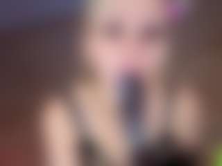 Live cam show with Melenn - Cum on SxyPornLive