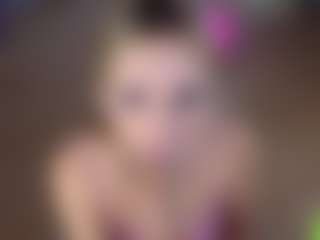 Live cam show with Melenn - Lingerie on Fling VIP Chat