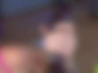Live cam show with Melenn - Smoking on Camsoda