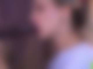 Live cam show with Melenn - Skinny on slutload