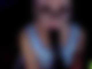 Live cam show with Melenn - Blowjob on SpunkLive