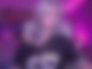 SelenaIriss's Live Sex Cam Show