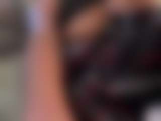 miablack's Live Sex Cam Show