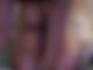 miablack's Live Sex Cam Show