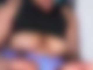 miablack's Live Sex Cam Show