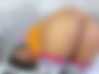Live cam show with drooling4you - Granny on Camsoda