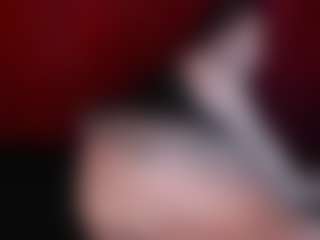 Live cam show with Biiancacox - Hairy Pussy Brown Hair on AdultVida.com