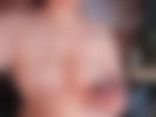 Live cam show with Biiancacox - Fingering on Camsoda