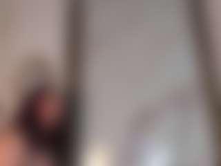 Live cam show with Biiancacox - Lush Brown Hair on Camsoda