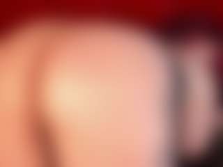 Live cam show with Biiancacox - Public Mature on MyBangCams