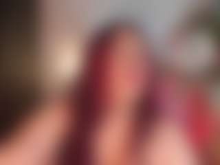 Live cam show with Biiancacox - Hairy Pussy Brown Hair on studioflirtlive.com