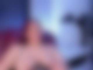 Live cam show with Biiancacox - Brown Hair Toys on Gym Cam Girls