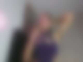 Live cam show with cassidy-blossom - HD on Dolls Live