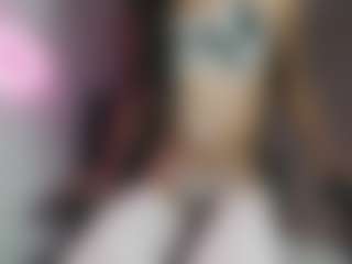Live cam show with cassidy-blossom - Submissive on Sweet Sext