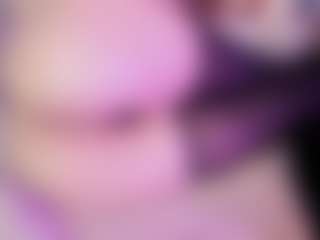 Live cam show with MaddieStark - Striptease on Camsoda